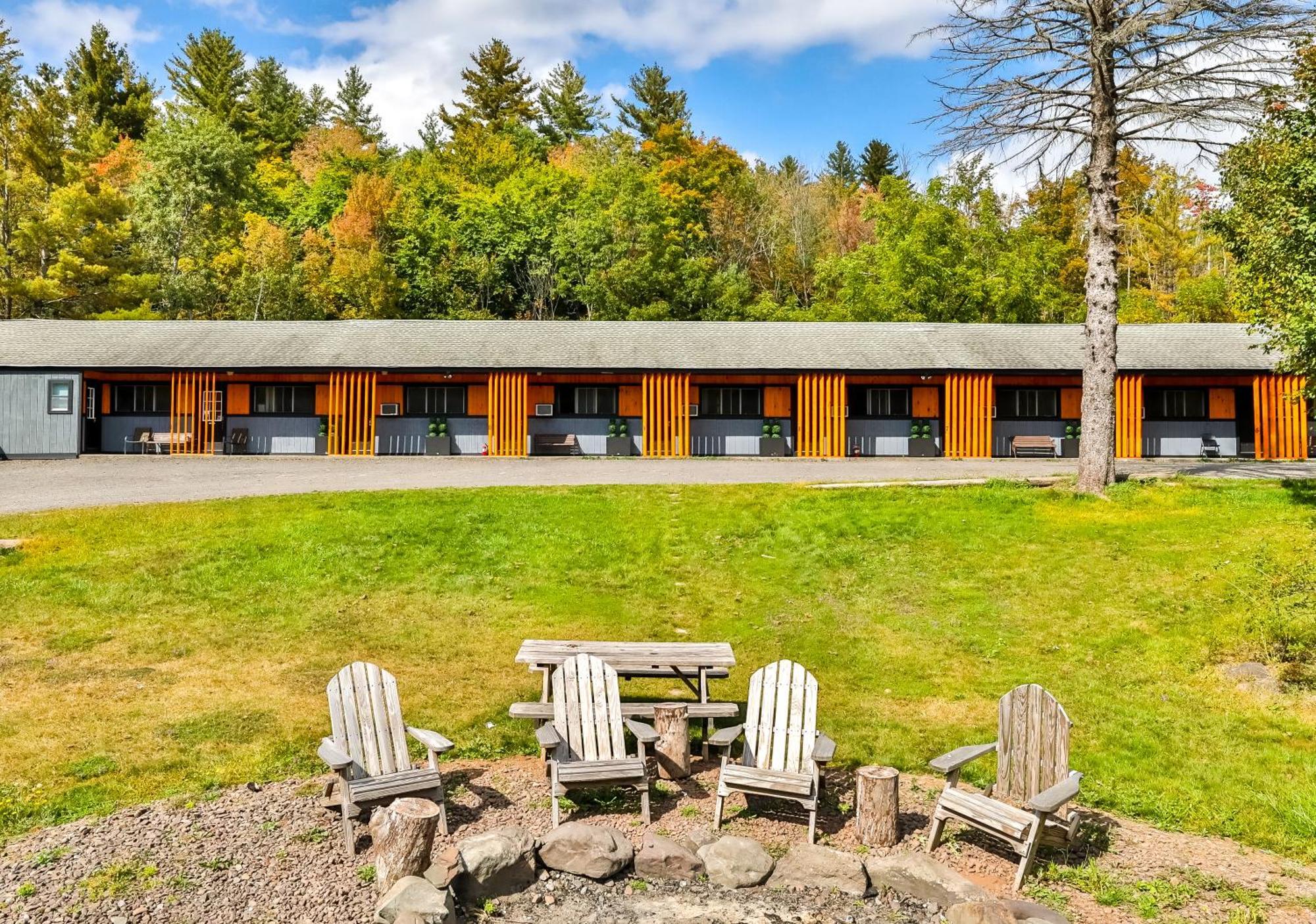 Matterhorns Hunter Lodge Exteriör bild